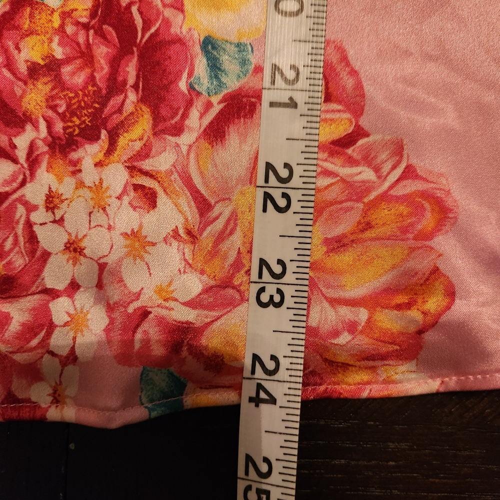 Satin Victoria's Secret Pink Floral Tank Pajama Top - Picture 6 of 6